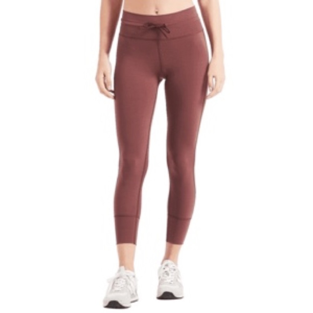 Vuori Daily Leggings ~ Small ~ Fig